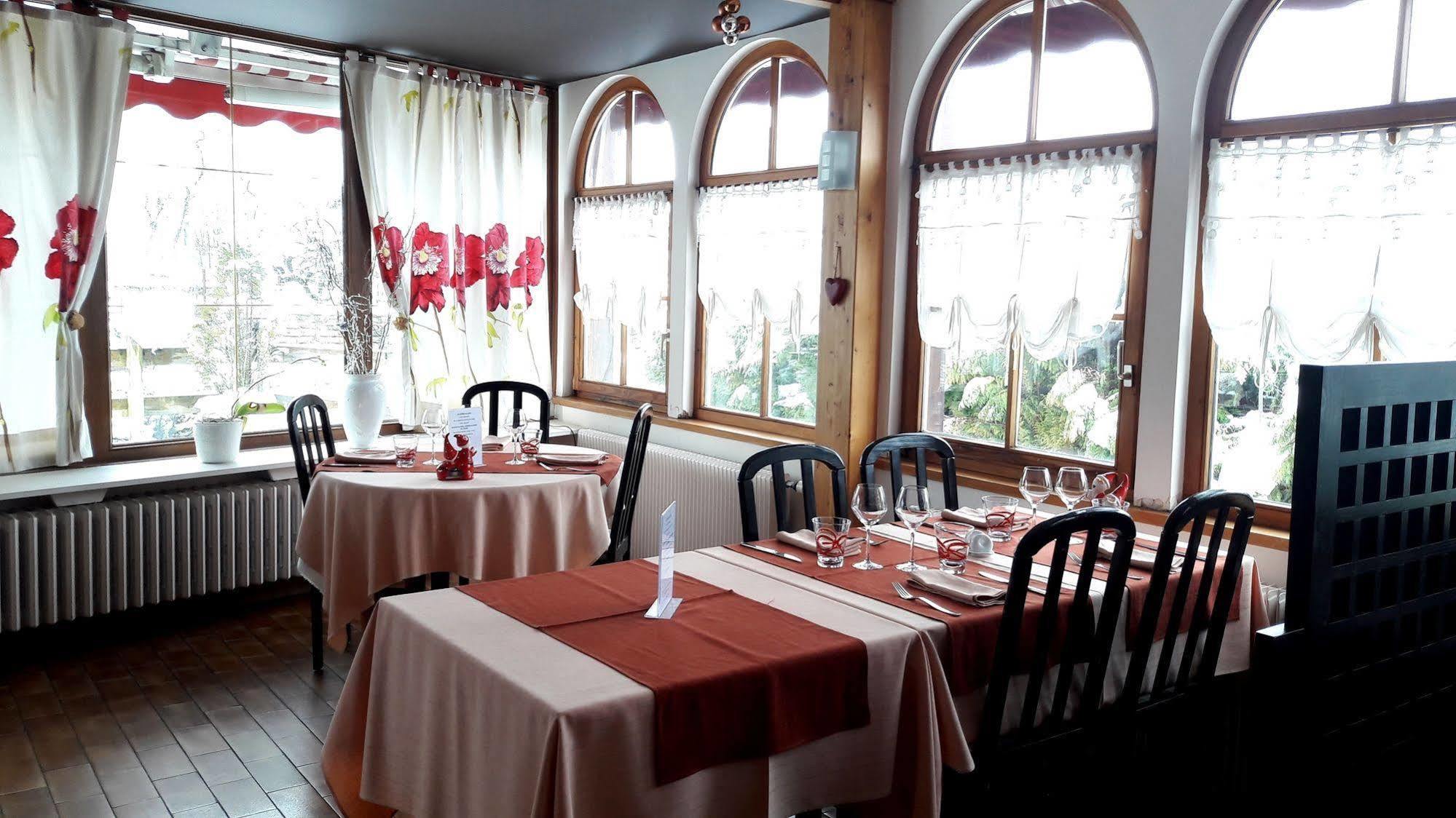 Hotel Restaurant Robichon Loray Екстериор снимка