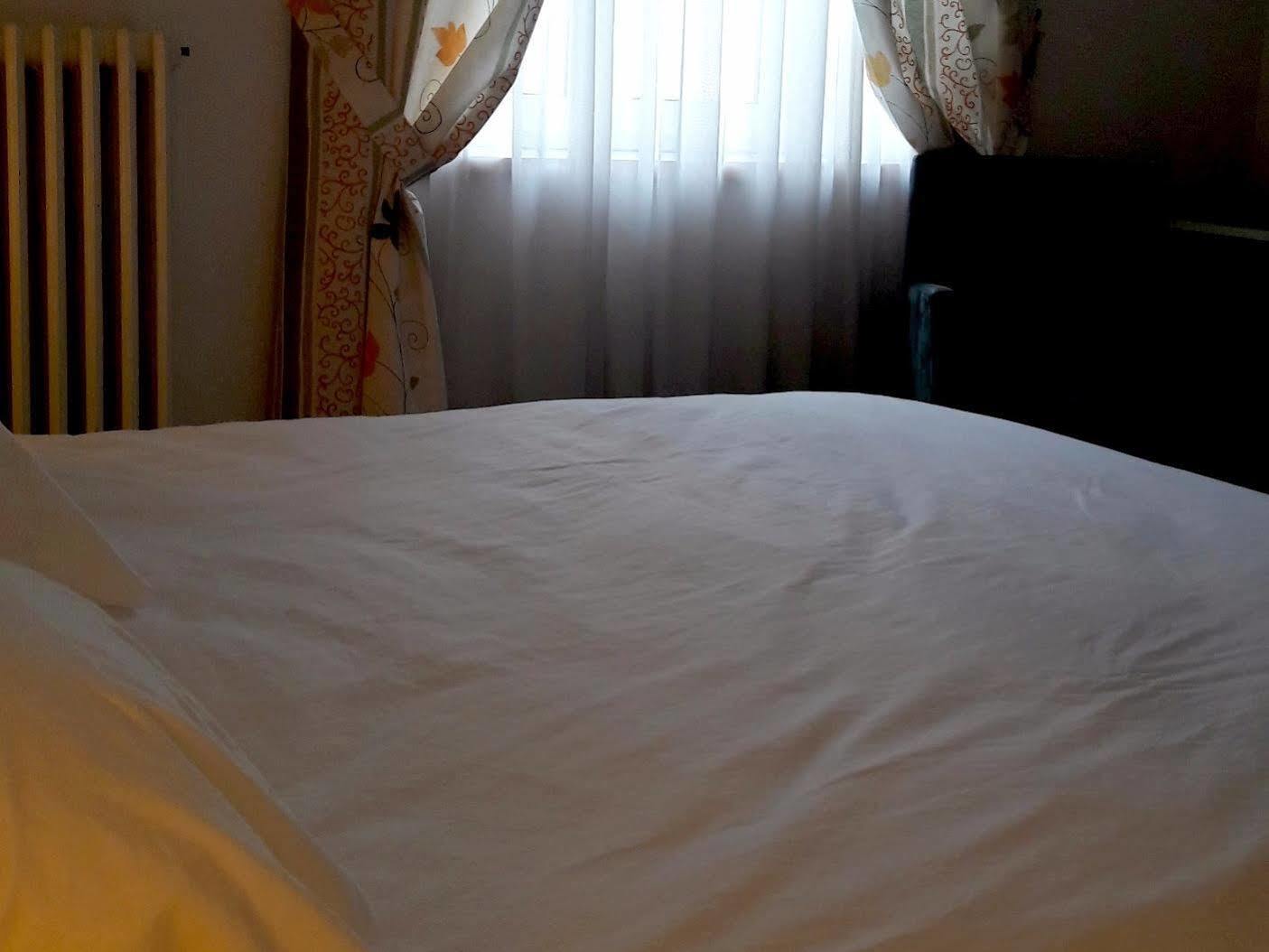 Hotel Restaurant Robichon Loray Екстериор снимка